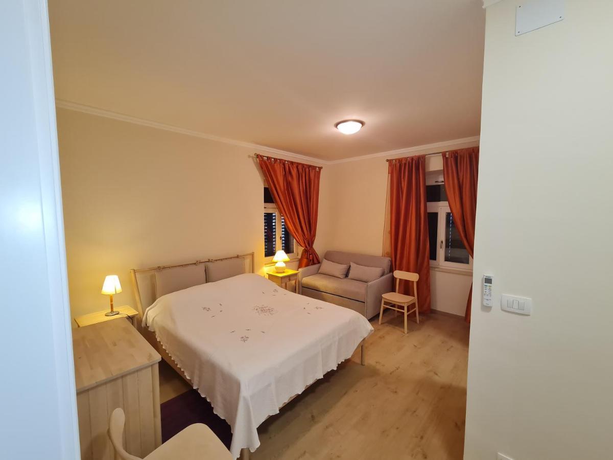 Villa Jure - Apartment Vlasta Lovran Extérieur photo